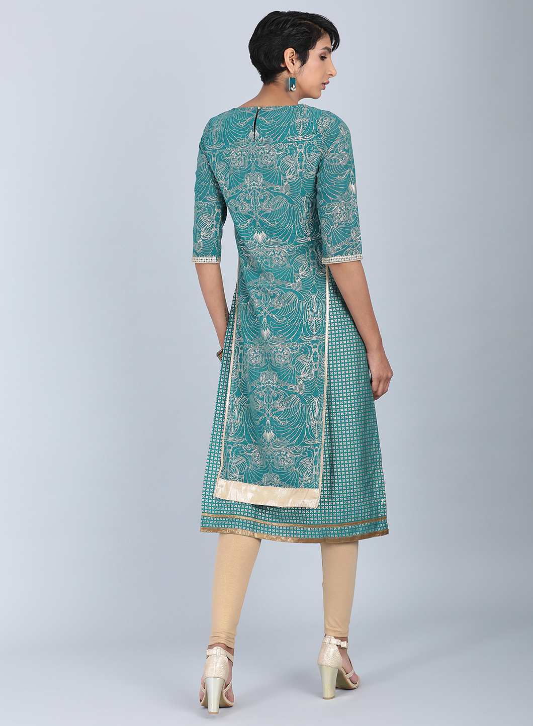 Green Round Neck Embellished kurta