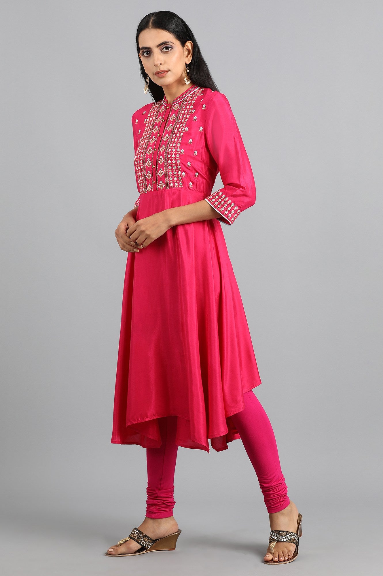 Pink Mandarin Neck Embroidered kurta