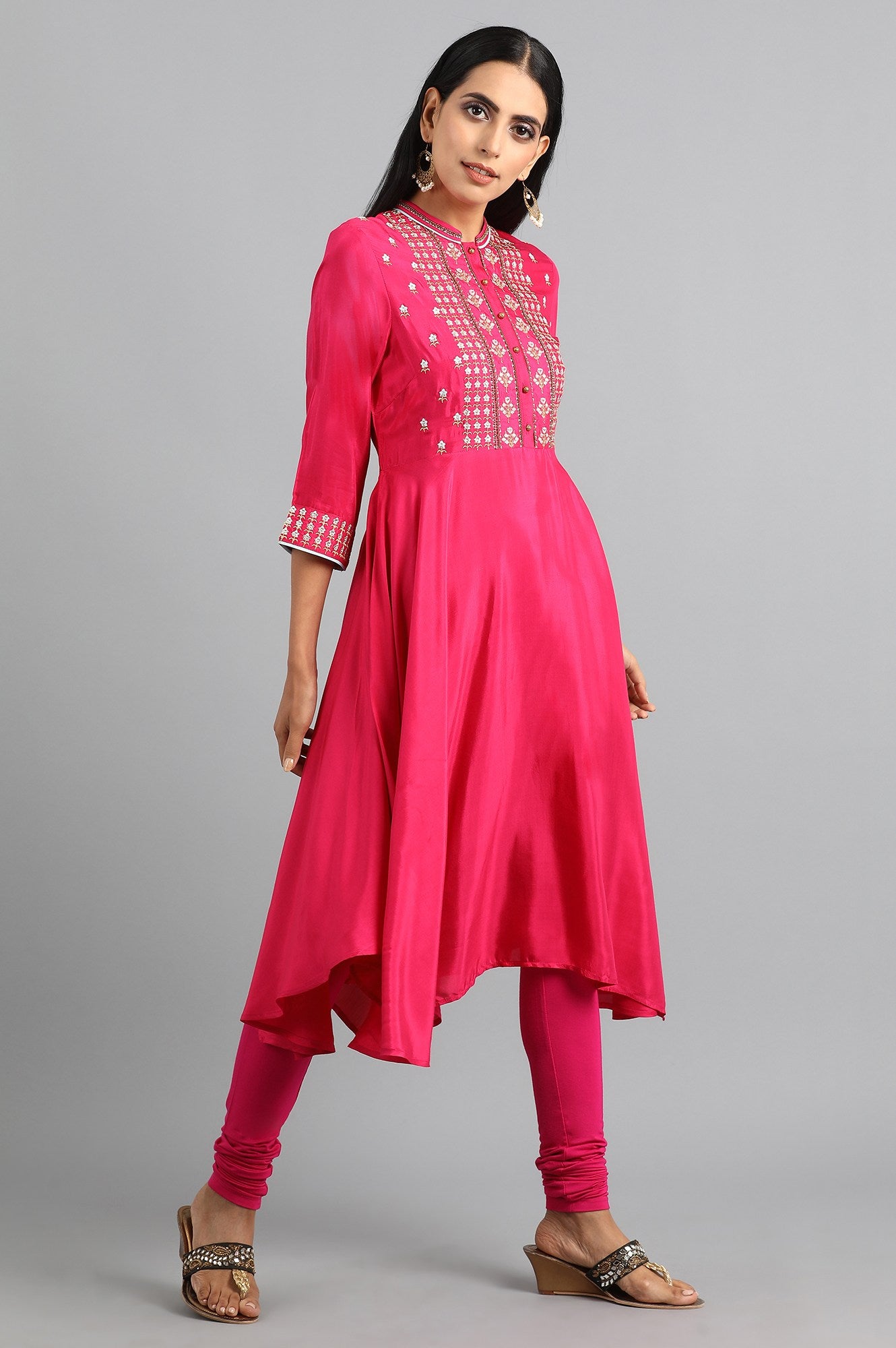 Pink Mandarin Neck Embroidered kurta