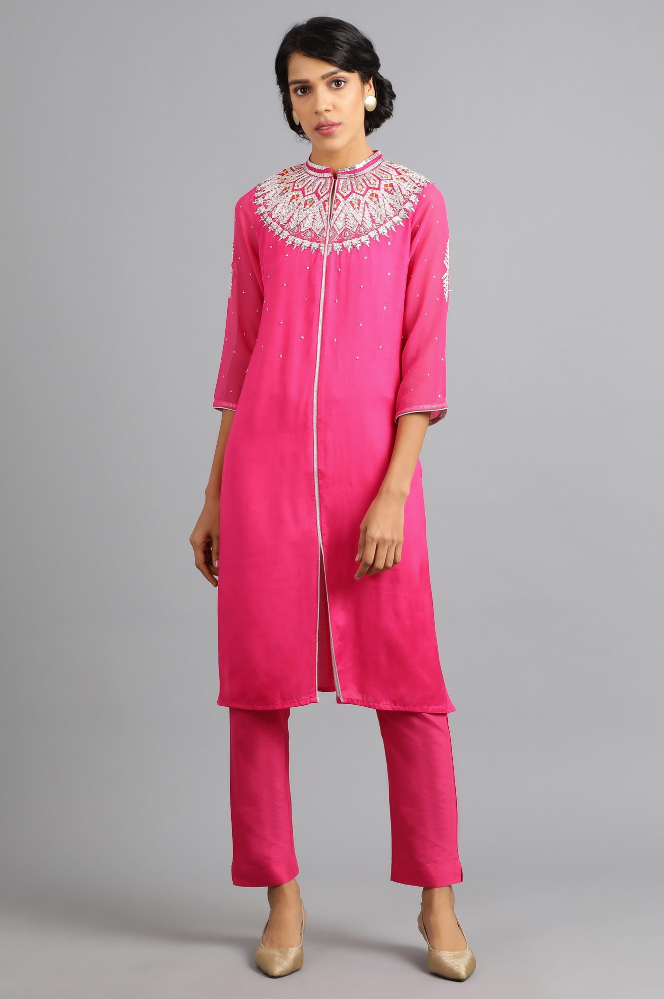 Pink Mandarin Neck Embellished kurta