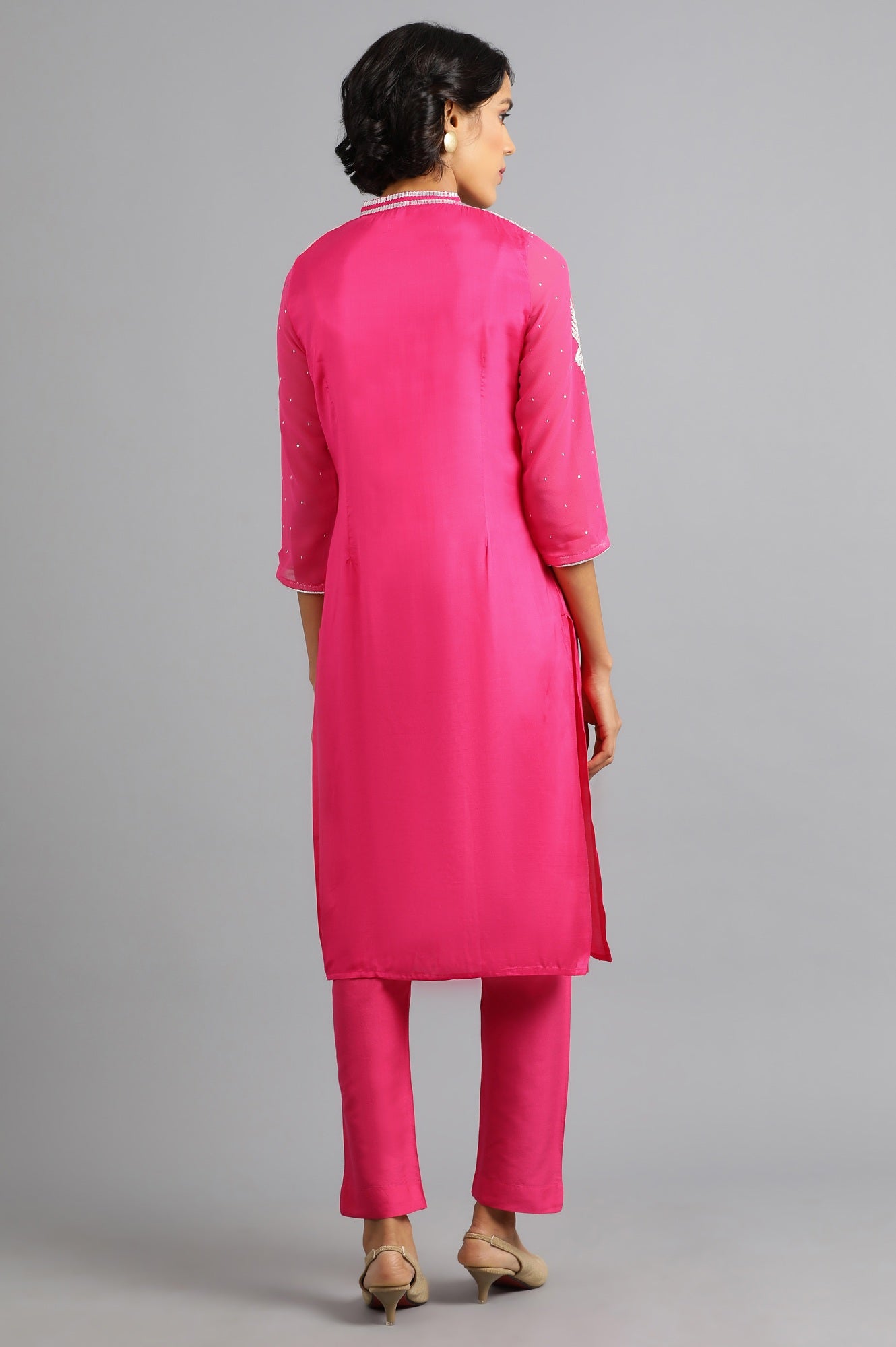 Pink Mandarin Neck Embellished kurta