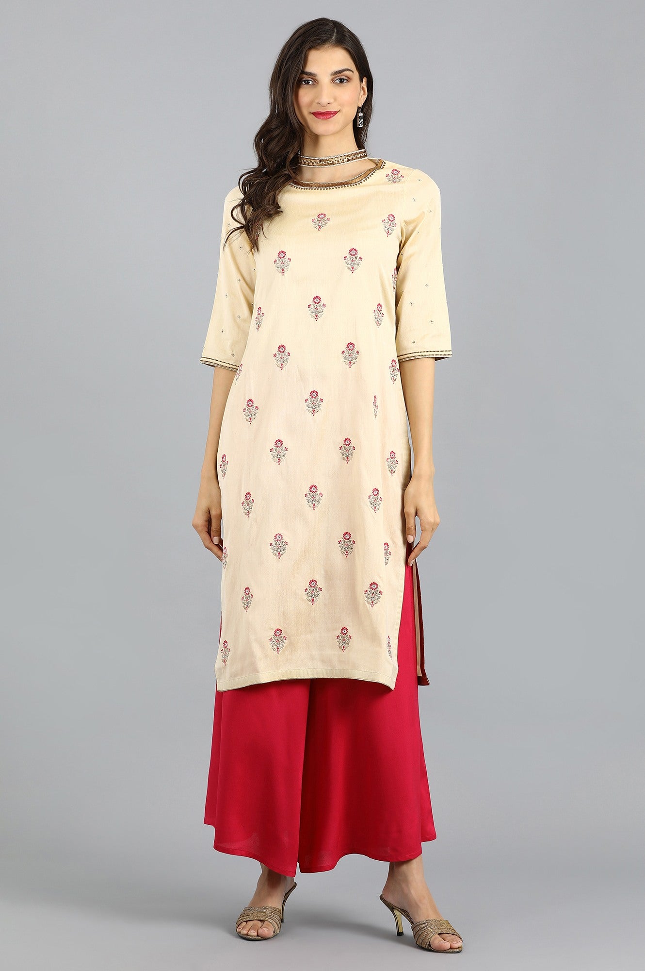 Yellow Choker Neck Embellished kurta