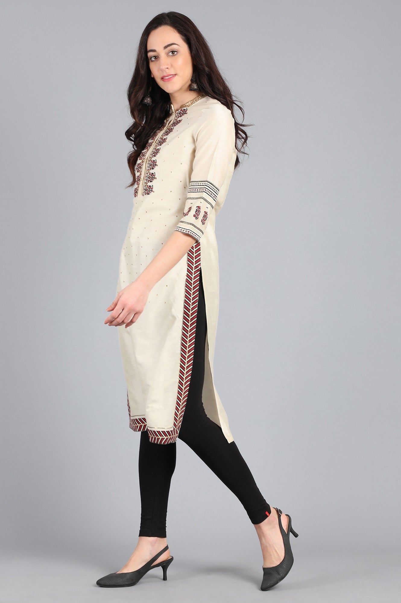 Ecru Mandarin Neck Solid kurta