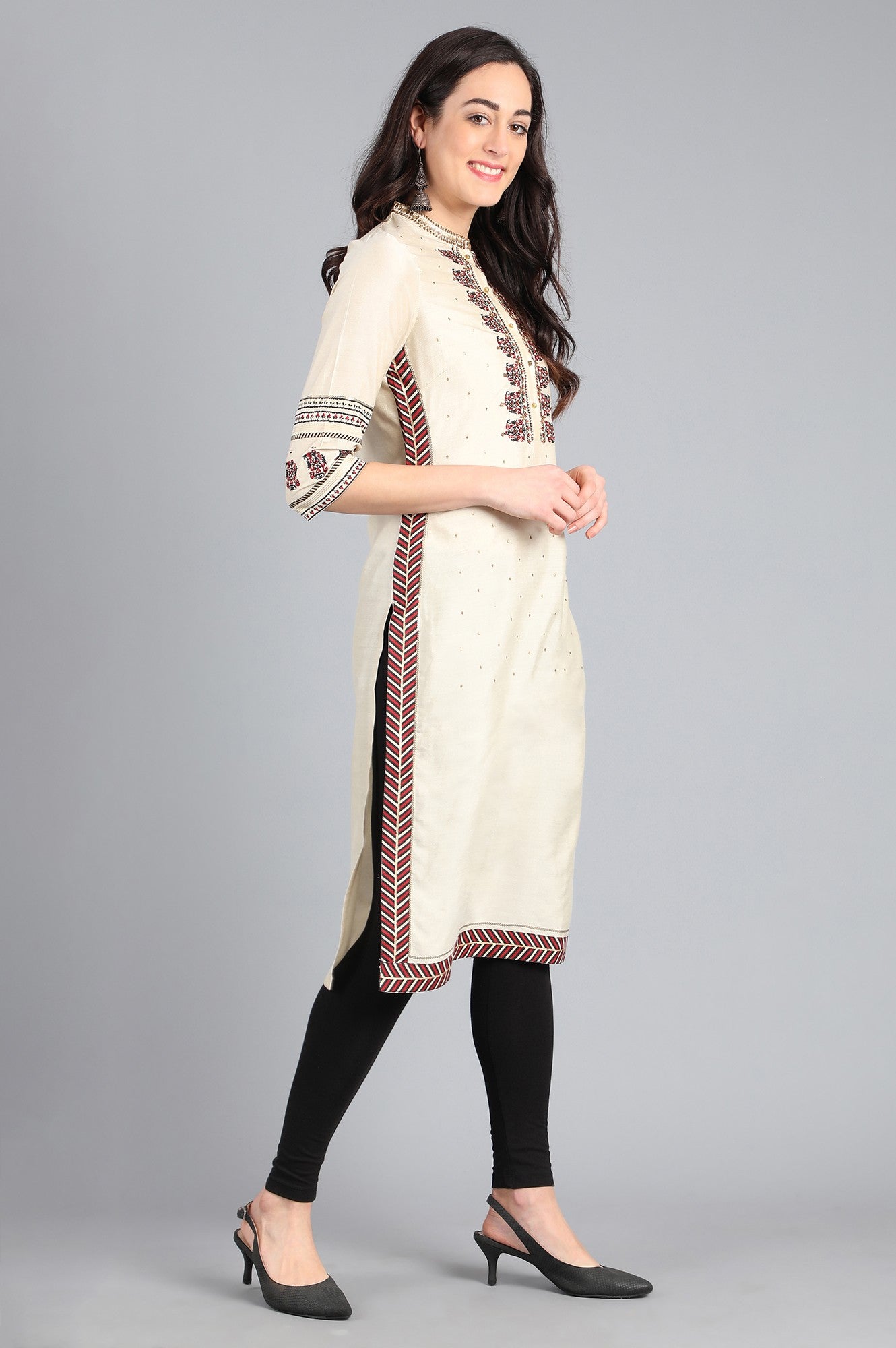 Ecru Mandarin Neck Solid kurta