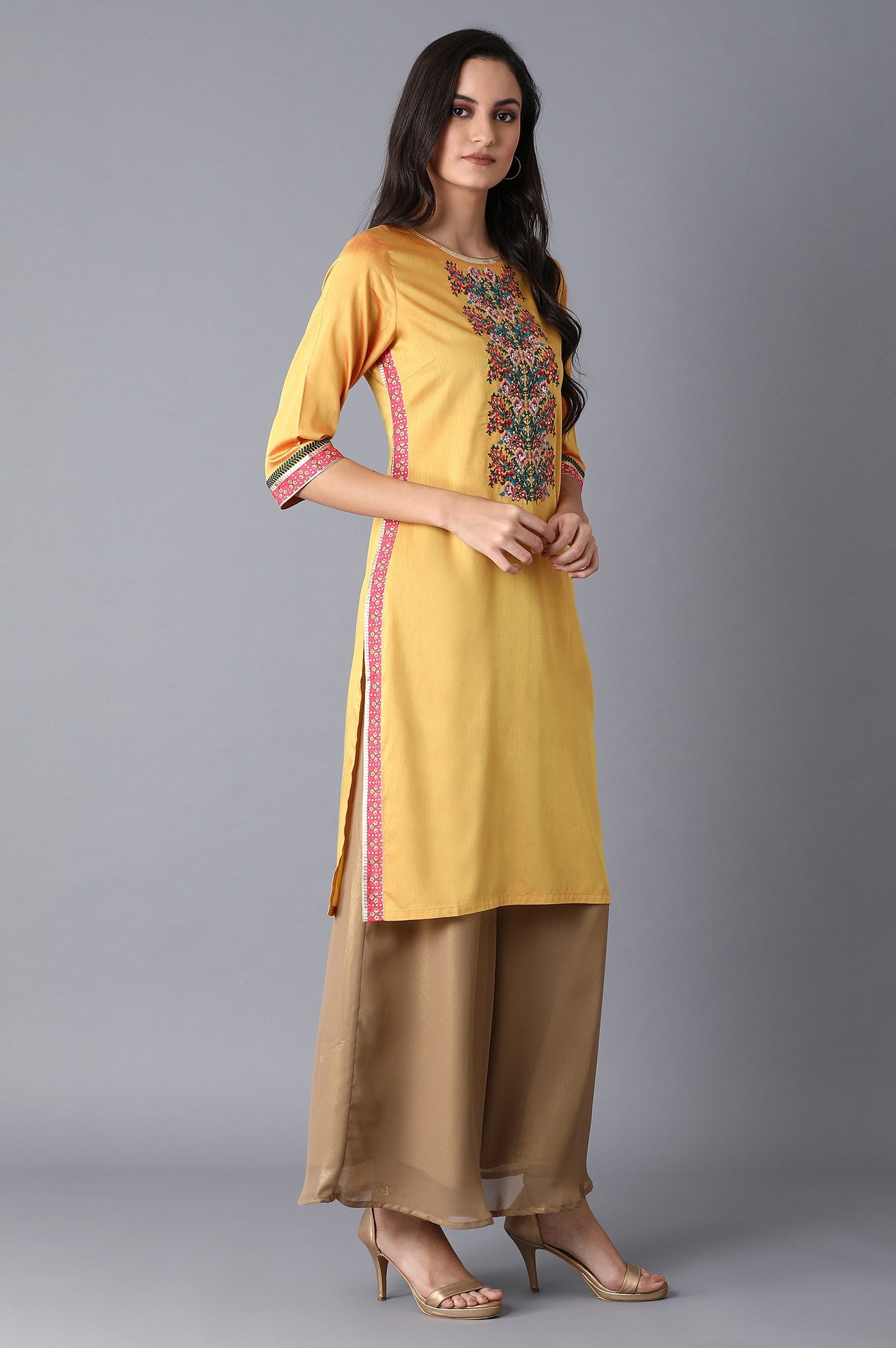 Yellow Multicoloured Embroidered kurta