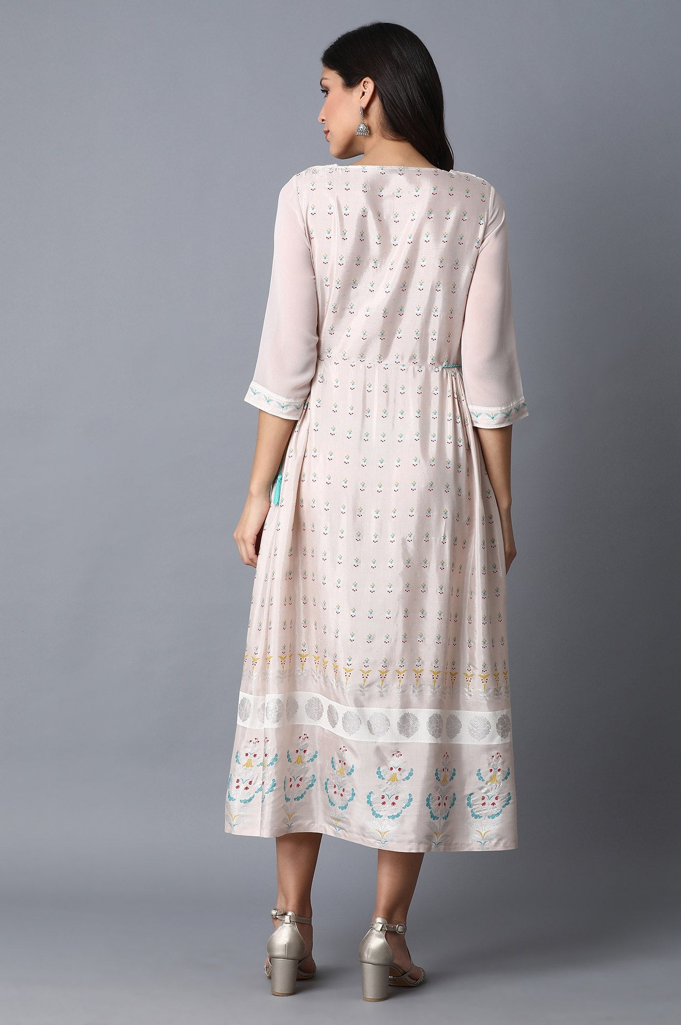 Ecru A-Line Embroidered kurta