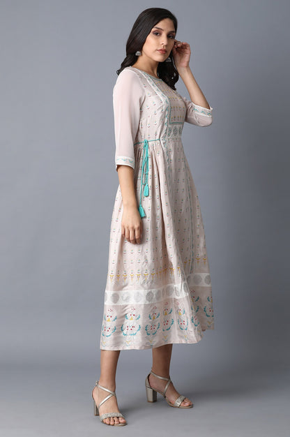 Ecru A-Line Embroidered kurta