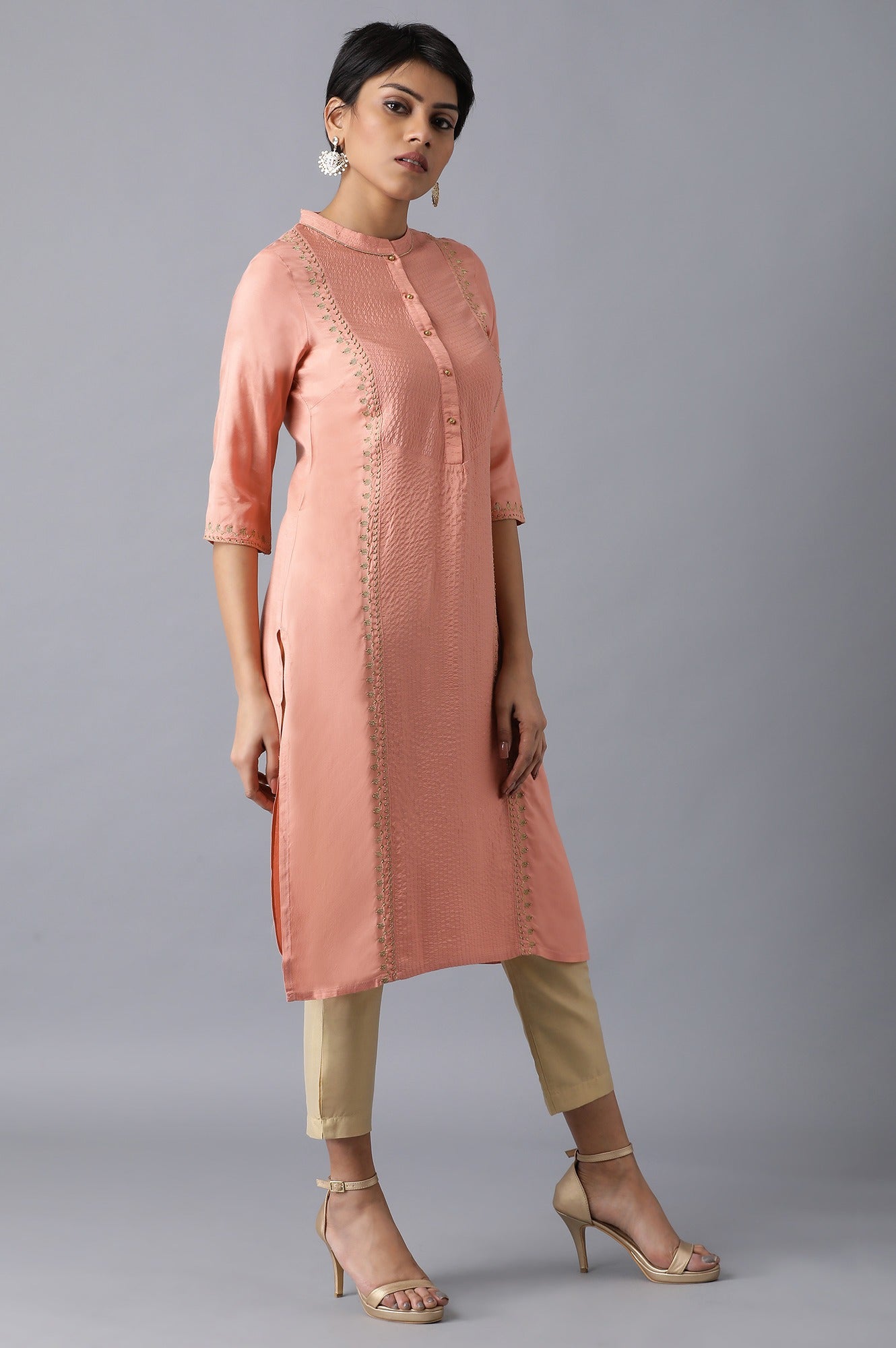 Peach Mandarin Neck Embroidered kurta