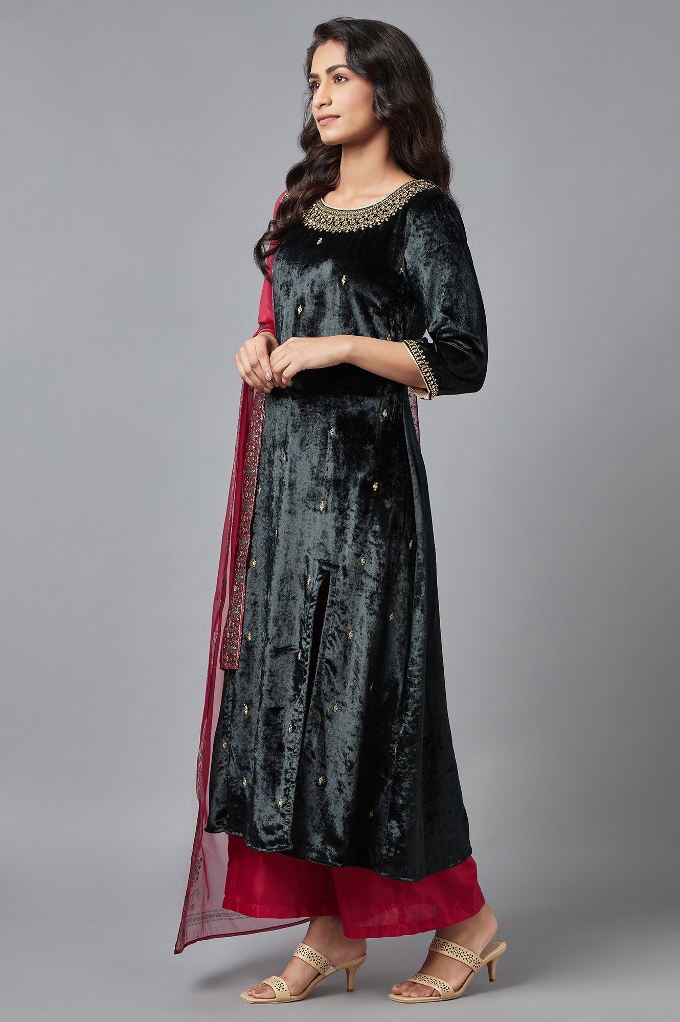 Dark Green Velvet kurta-Parallel Pant-Dupatta Set