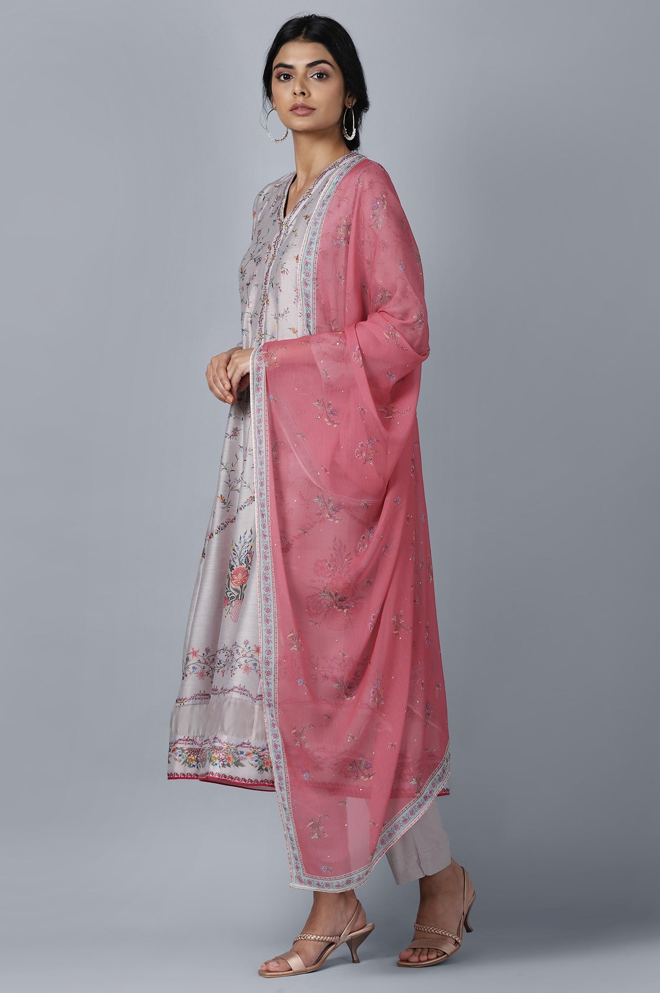 Light Grey kurta Slim Pants Dupatta Set