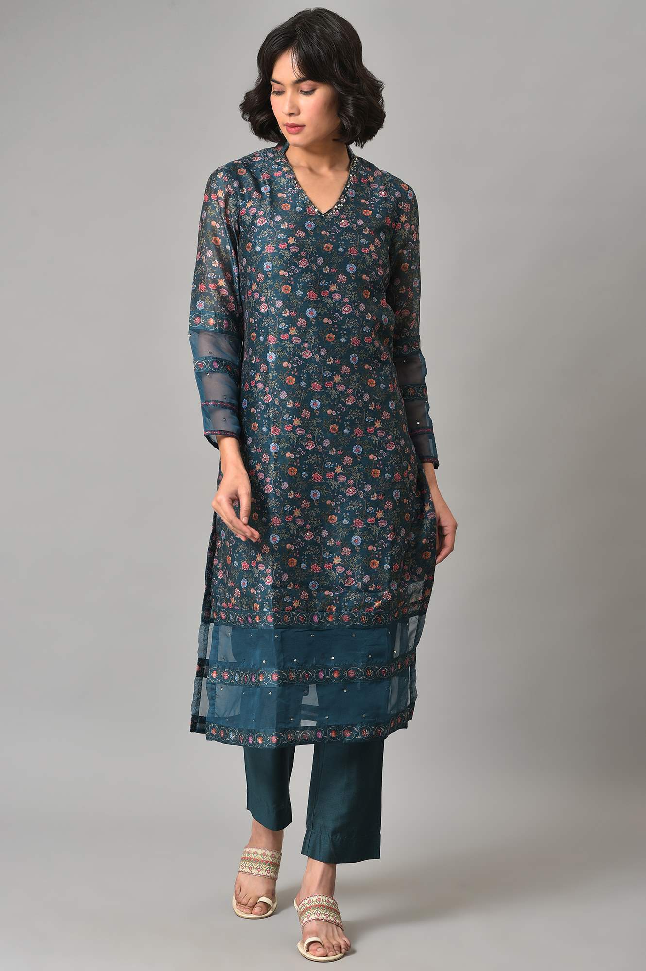 Dark Green Floral Print kurta With Pants (Wishful X Rahul Mishra)