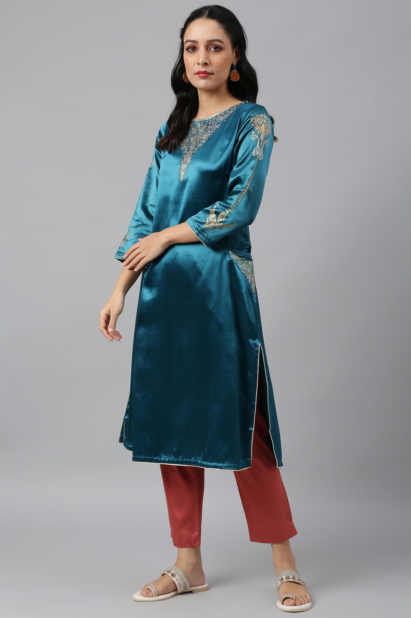 Teal Mashroo Silk kurta With Peach Slim Pants And Dupatta