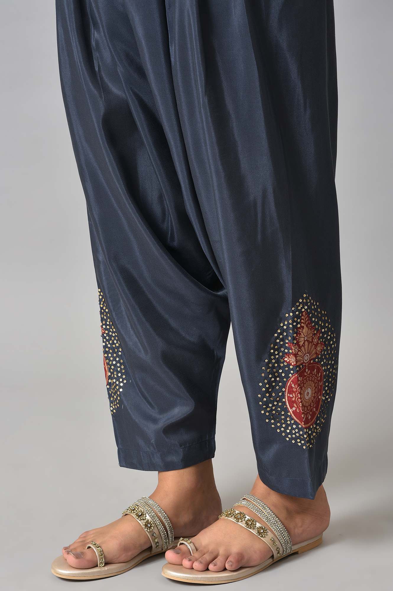 Red Embroidered kurta With Blue Salwar Pants And Dupatta