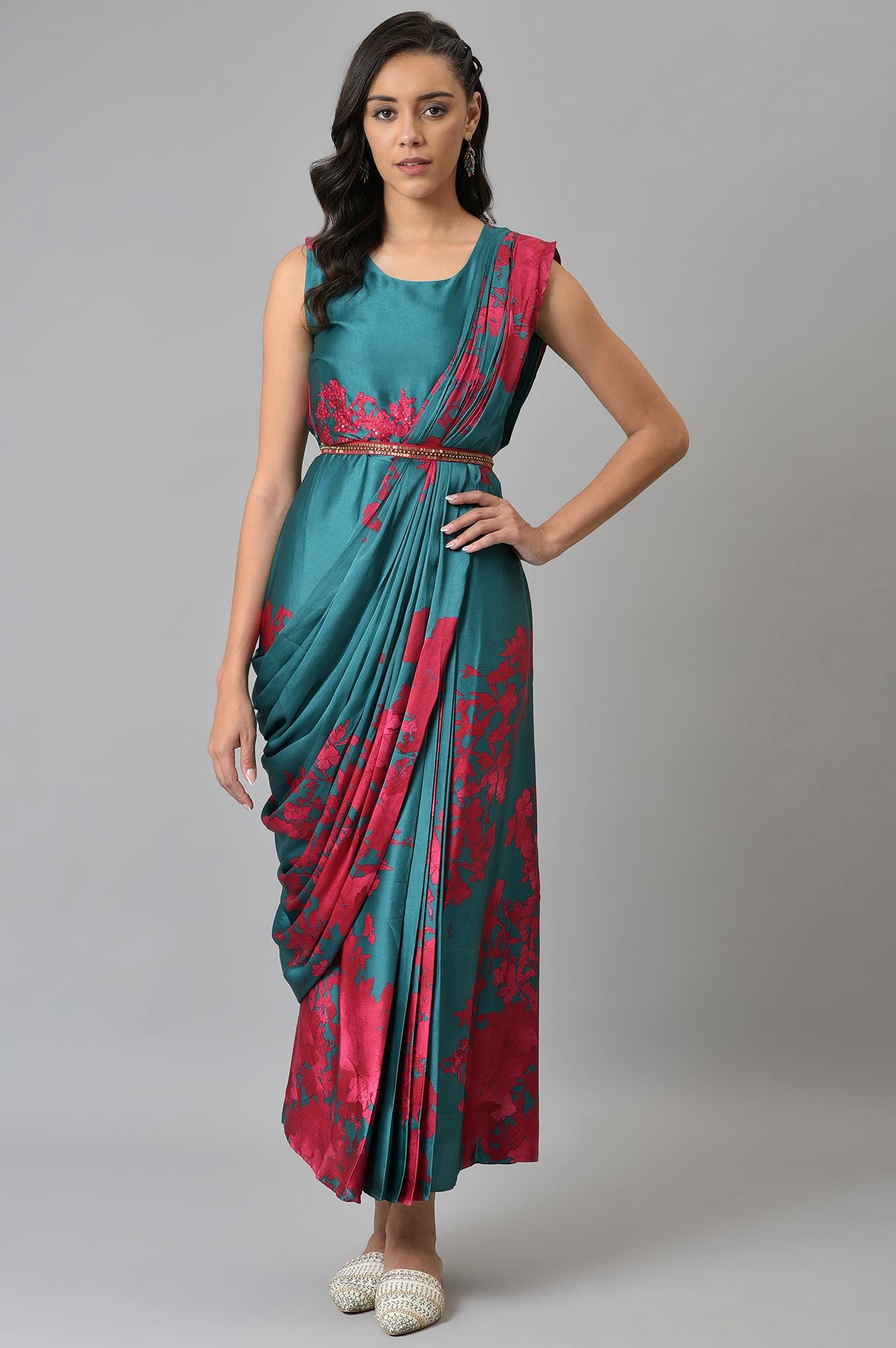 Green And Red Sleeveless Predrape Saree Dress With Belt And Tailored J Green And Red Sleeveless Predrape Saree Dress With Belt And Tailored J