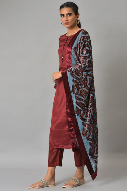 Dark Red Embroidered kurta, Pants And Organza Dupatta