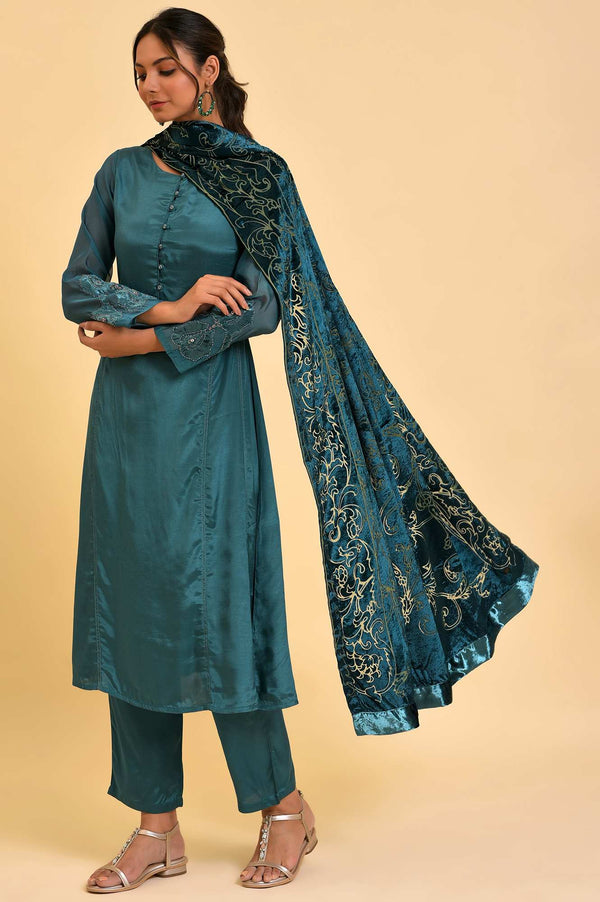 Green Solid kurta, Pants & Velvet Dupatta