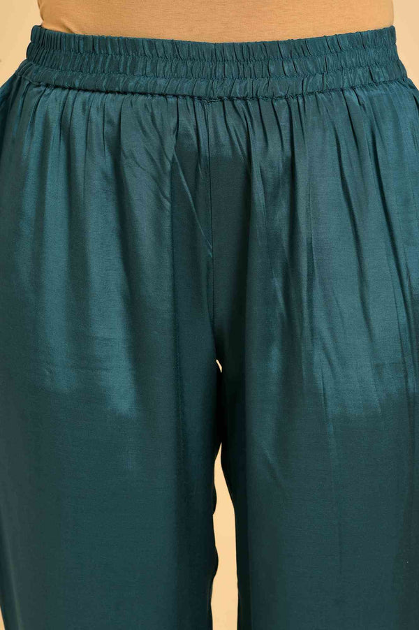 Green Solid kurta, Pants & Velvet Dupatta