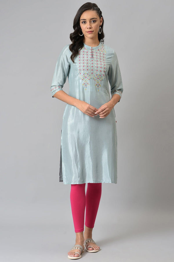 Light Blue Embroidered kurta In Mandarin Collar