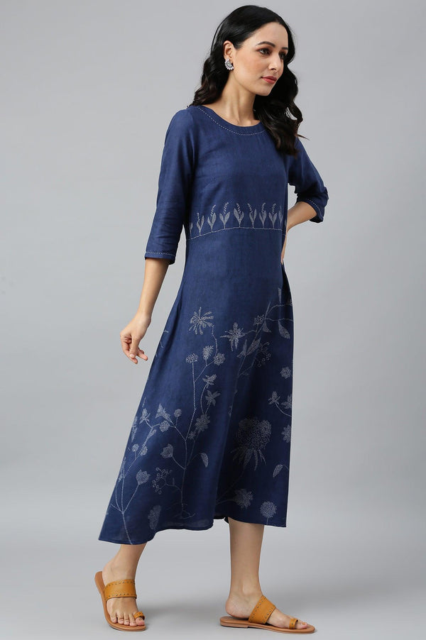 Dark Blue Floral kurta With Kantha Details