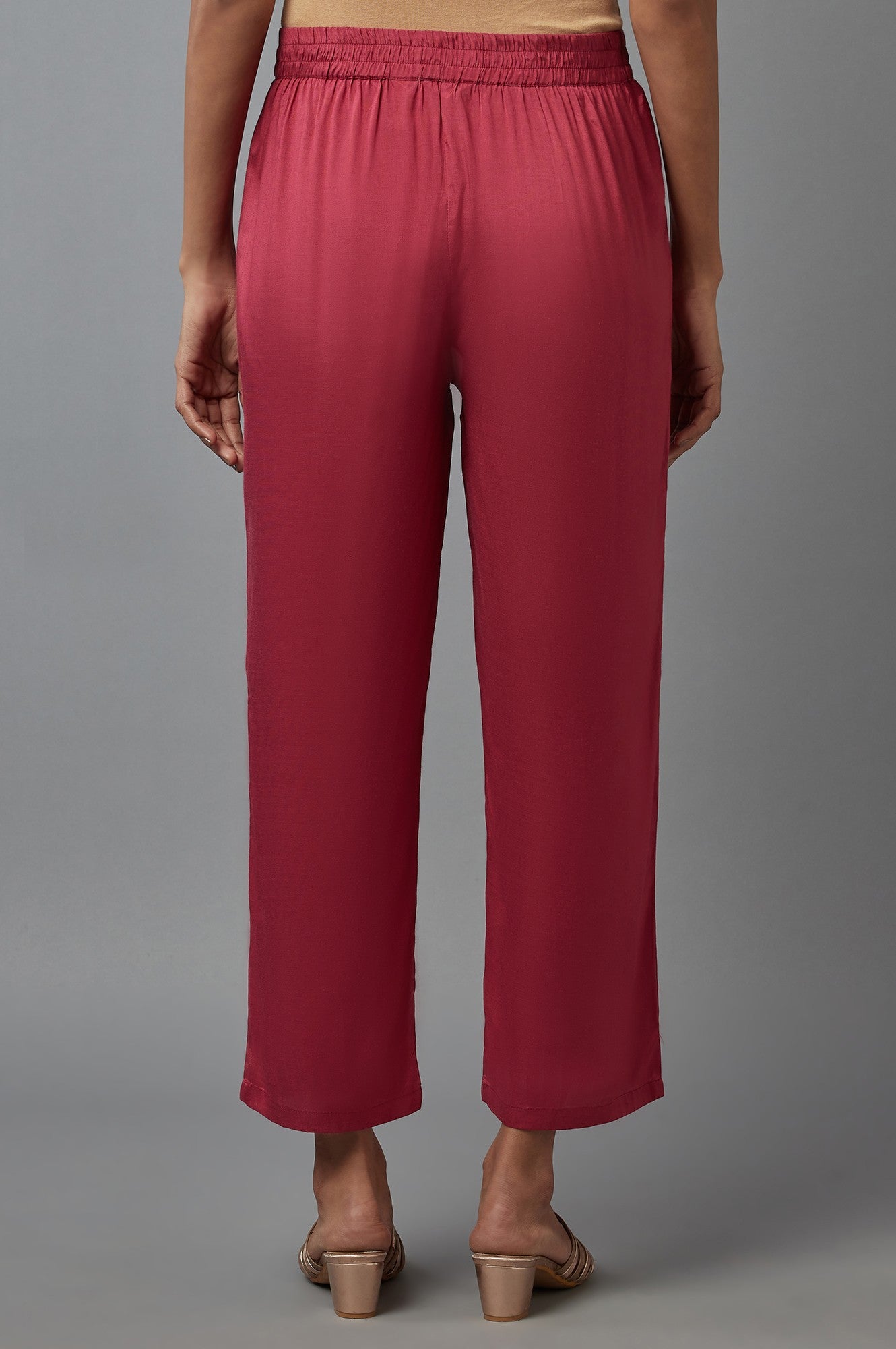 Red Solid Slim Pants in Straight Silhouette