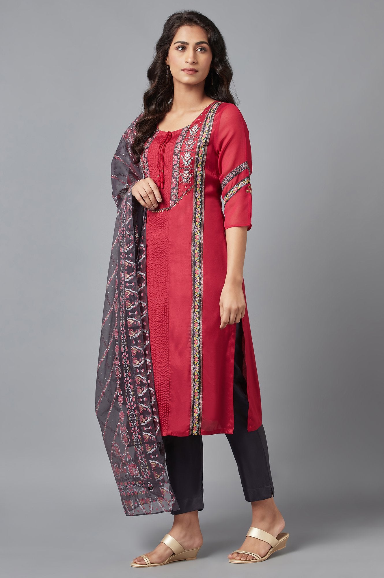 Red Printed kurta, Grey Slim Pants and Dupatta Set