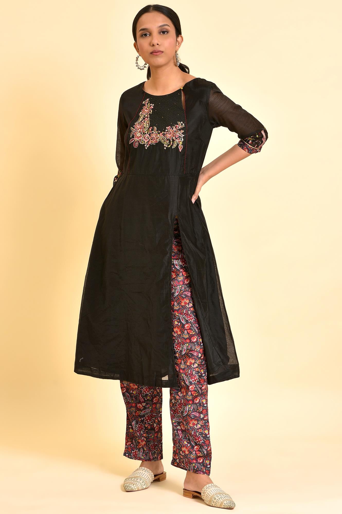 Black Chanderi kurta And Slim Pant Set