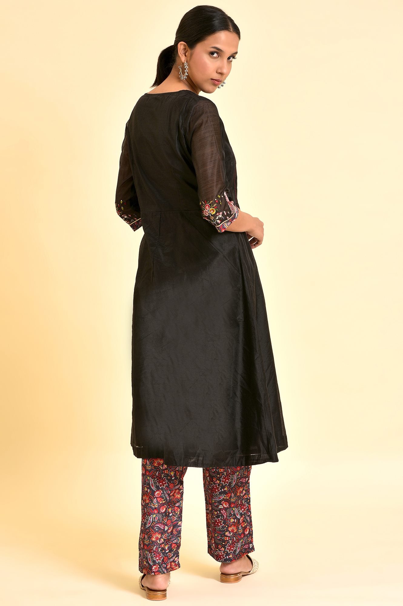 Black Chanderi kurta And Slim Pant Set