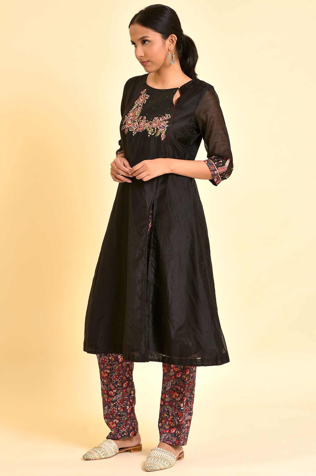 Black Chanderi kurta And Slim Pant Set