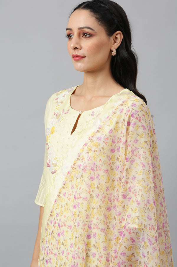 Lemon Yellow Embroidered Chanderi kurta With Slim Pants And Dupatta
