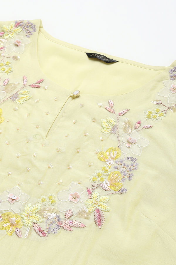 Lemon Yellow Embroidered Chanderi kurta With Slim Pants And Dupatta