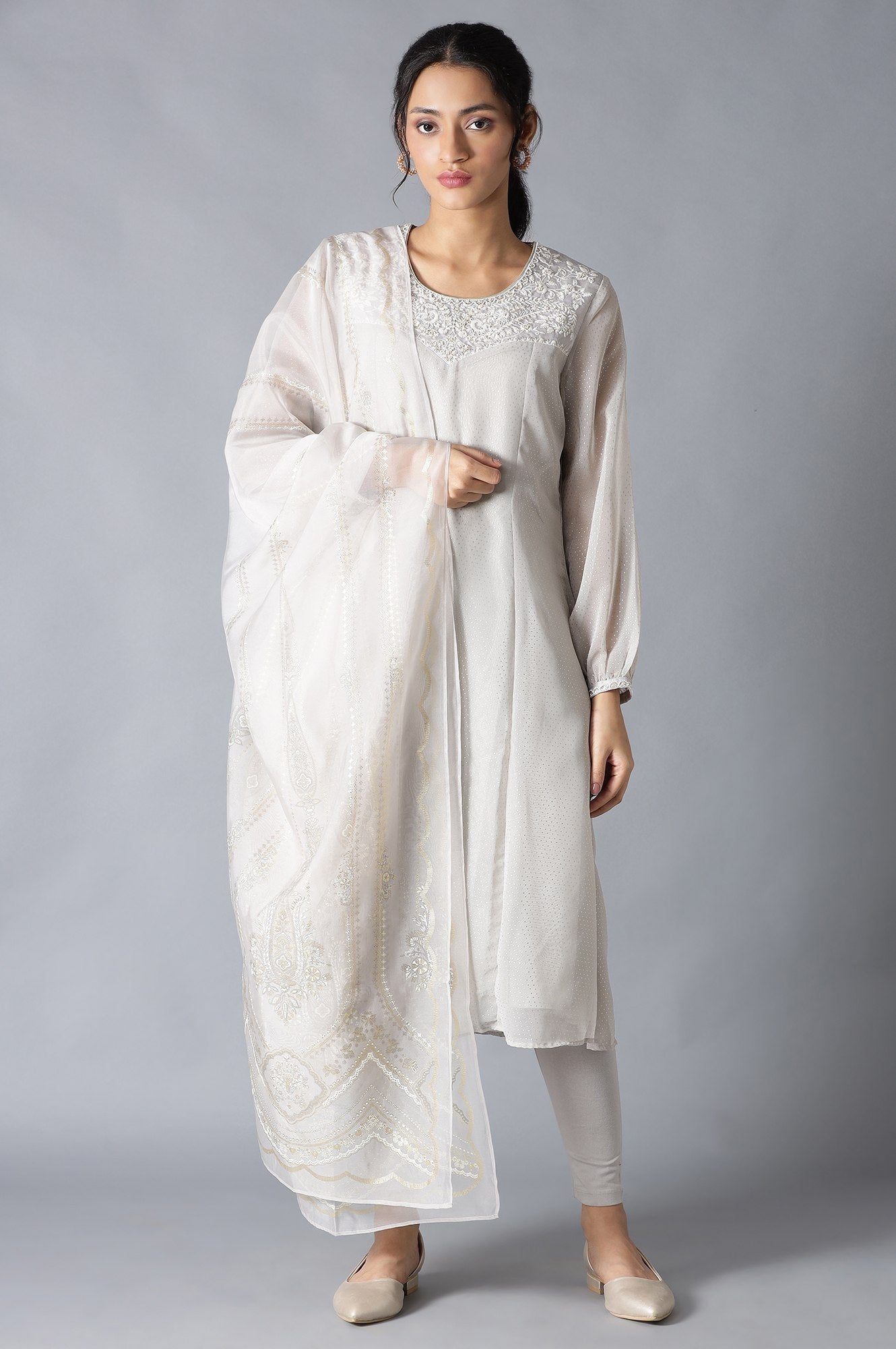 Grey Embroidered kurta With Parallel Pants And Dupatta