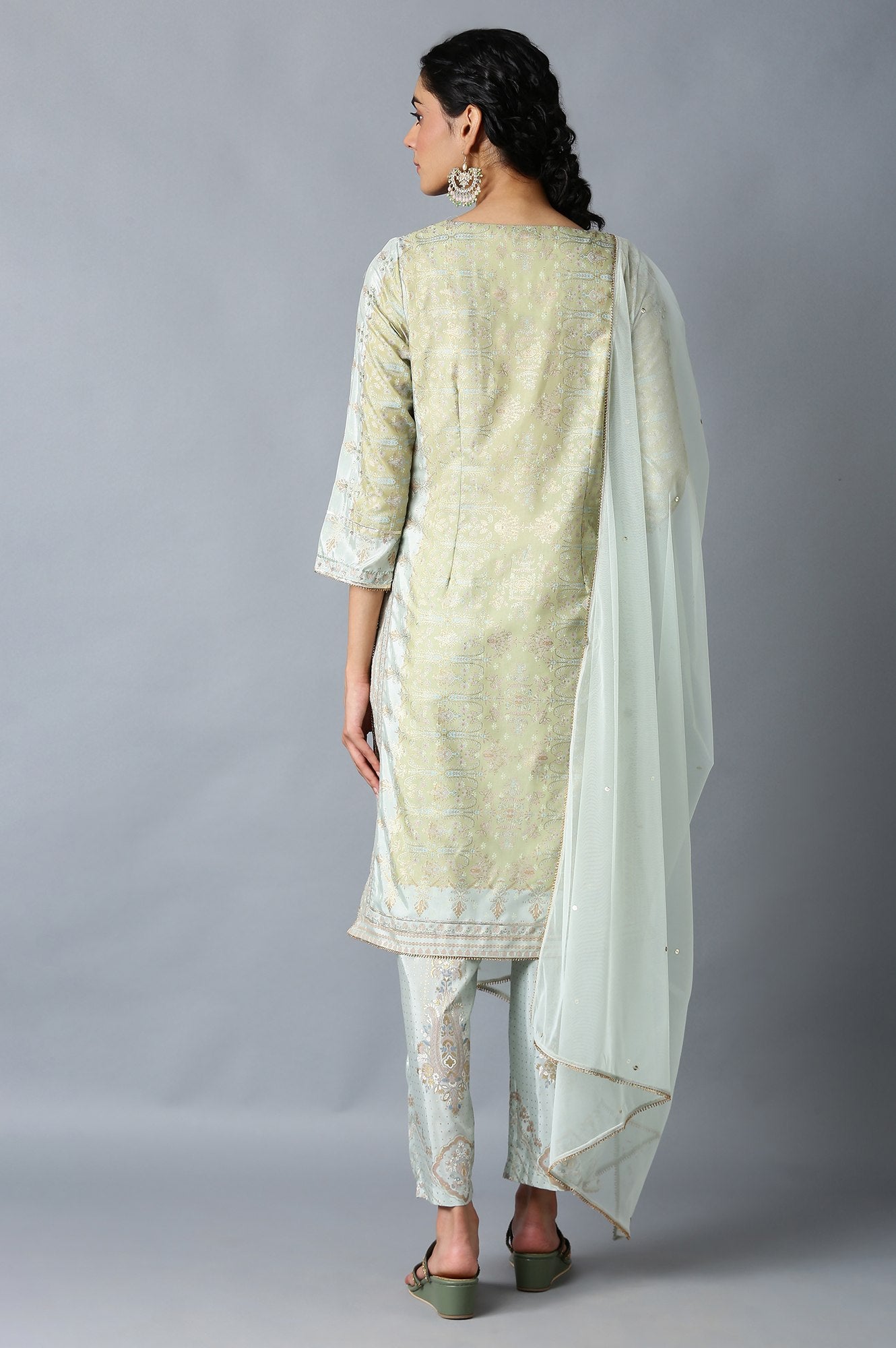 Green Printed Festive kurta With Parallel Pants And Net Dupatta