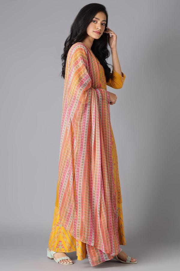 Yellow Floral kurta In Boat Neck With Culottes And Dupatta