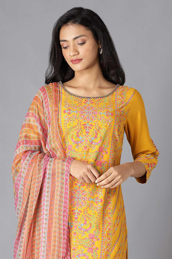 Yellow Floral kurta In Boat Neck With Culottes And Dupatta