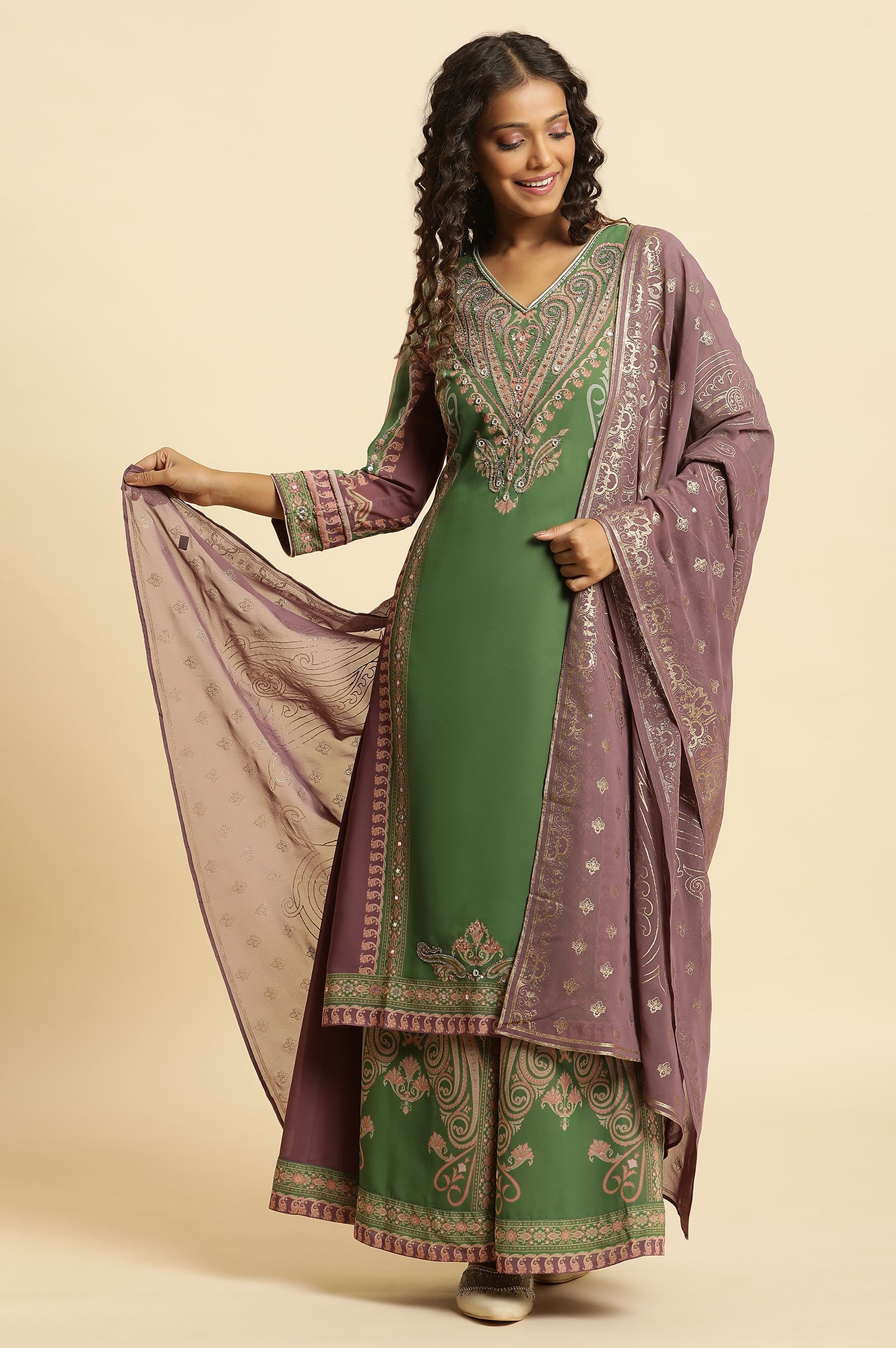 Green Placement Printed Georgette Kurta, Pants And Dupatta Set