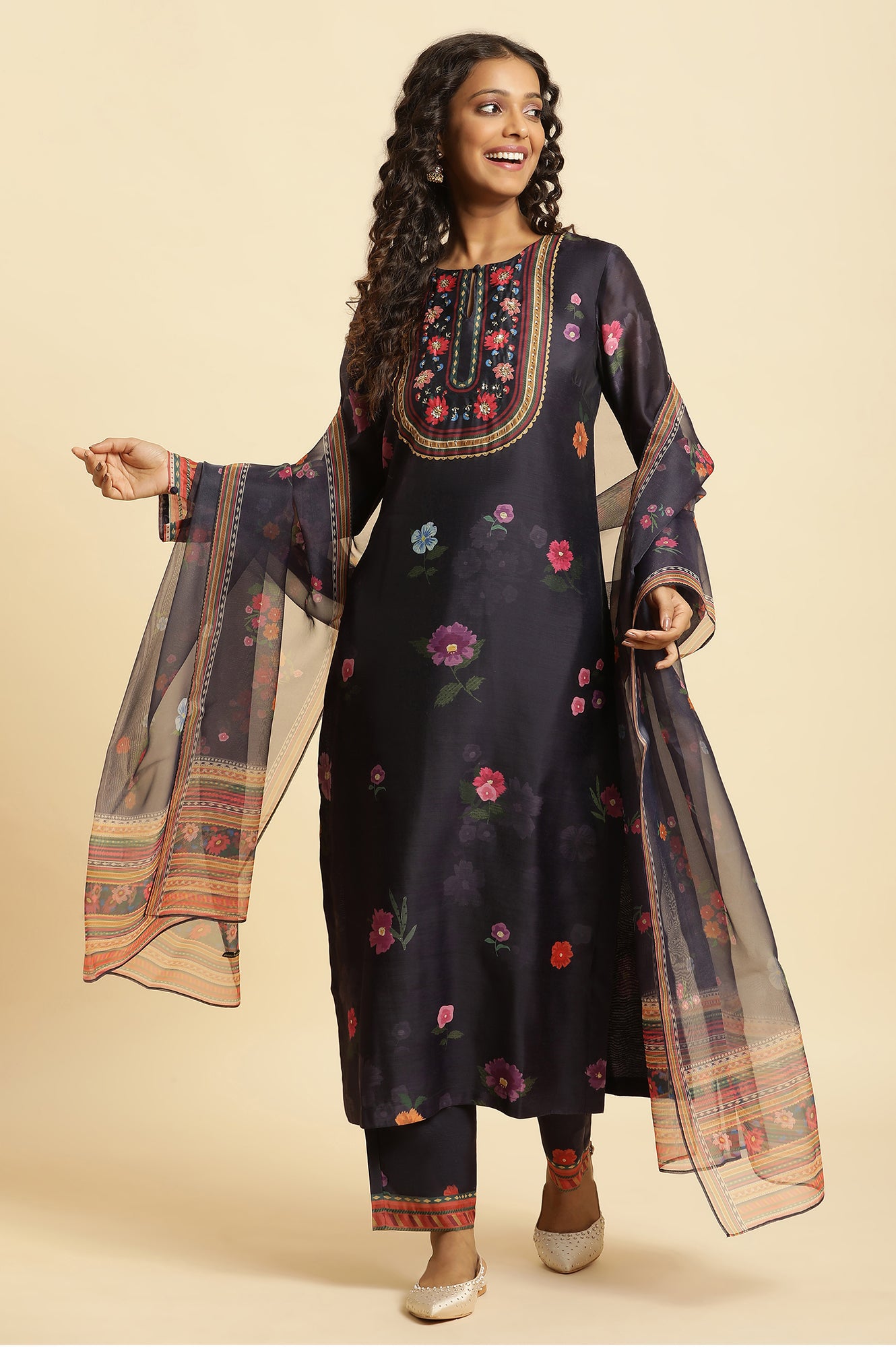 Navy Blue Chanderi Floral Printed Kurta, Pants And Organza Dupatta