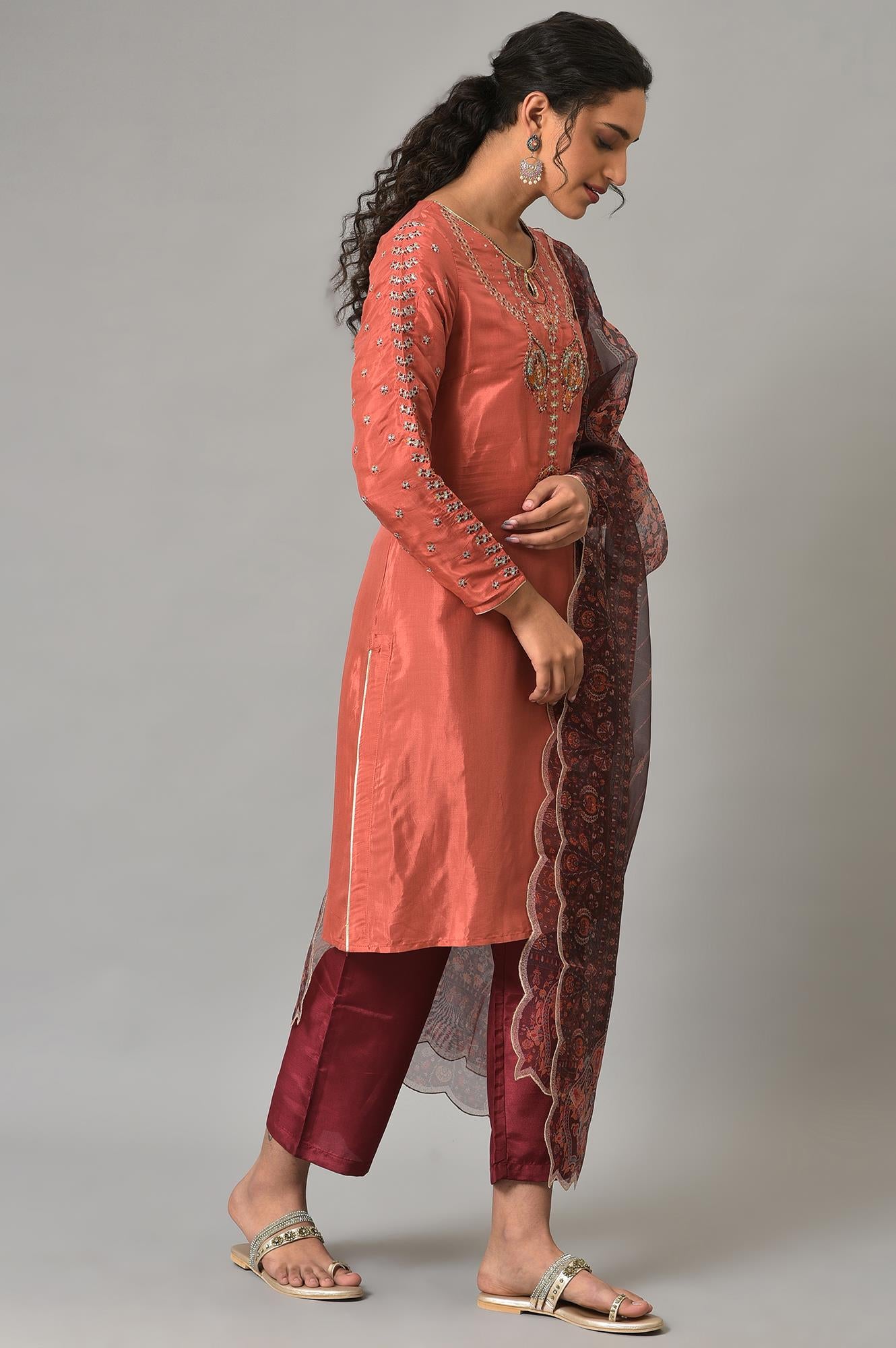 Coral Embroidered kurta With Dark Red Pants And Printed Dupatta