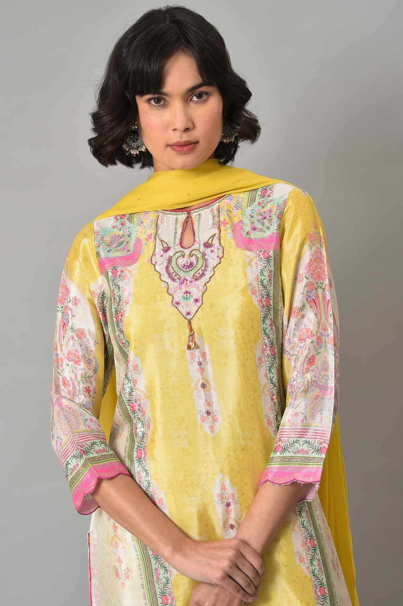 Light Yellow Printed kurta With Parallel Pants And Chiffon Dupatta