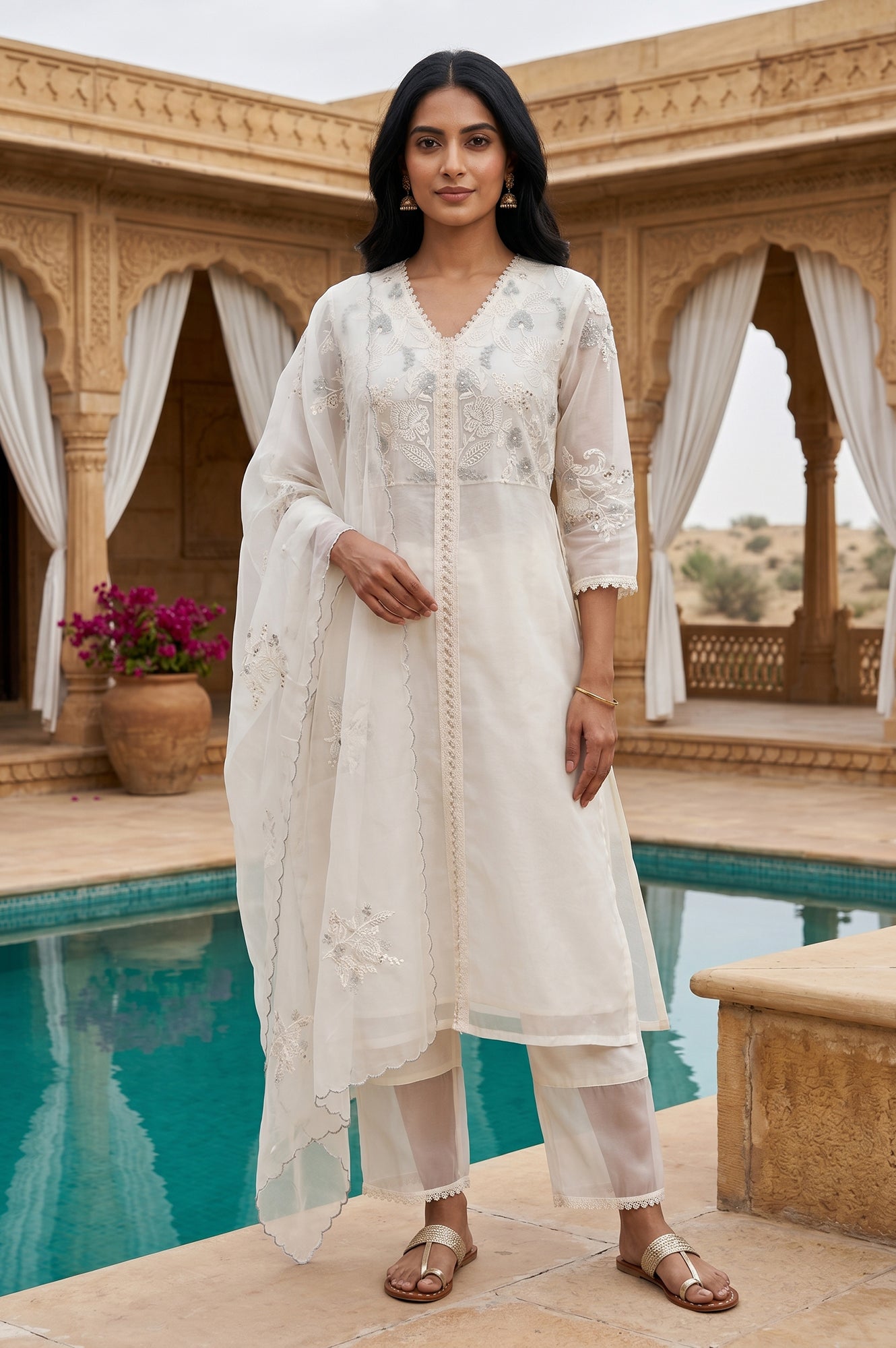 Off White Thread Embroidered Straight Kurta With Straight Pants And Dupatta Set